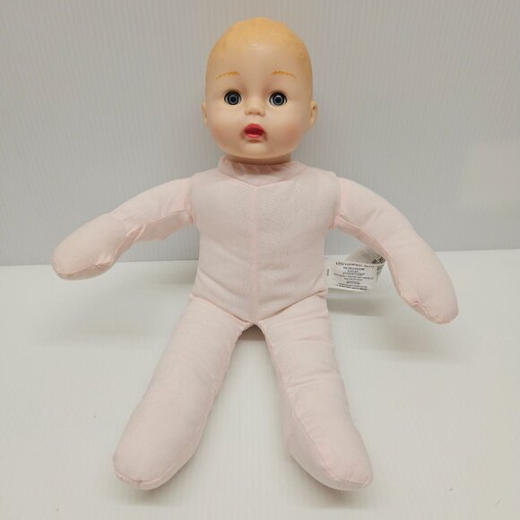 Madame Alexander 2015 Pink Check Huggums Vinyl Doll Sleepy Eyes Squeaks - Picture 3 of 4